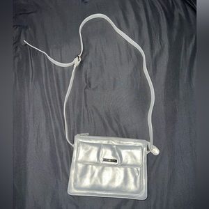 White cross body purse